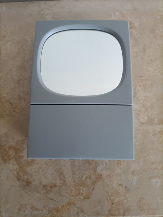 Caixa para maquiagem nova