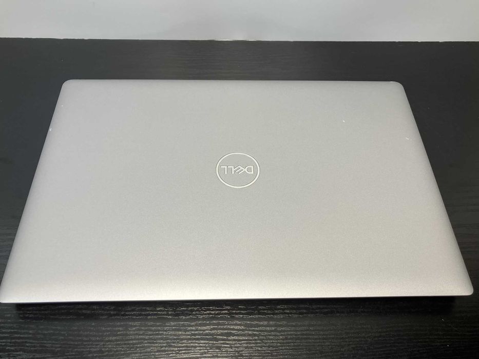 Dell Precision 3560 15,6" IPS i7-1185G7, T500i 2Gb, 32 DDR4, Win11