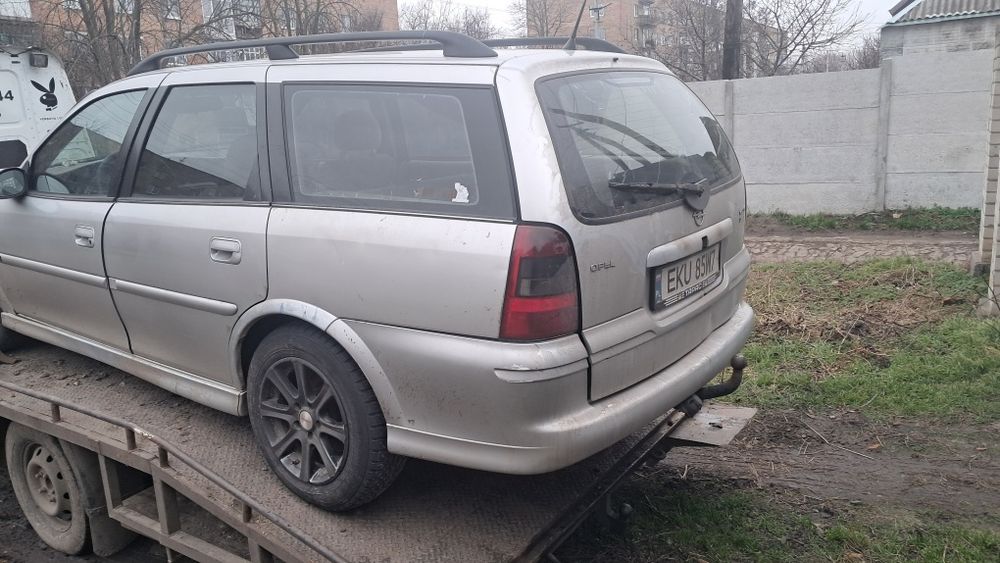Опель вектра б 1997г.в