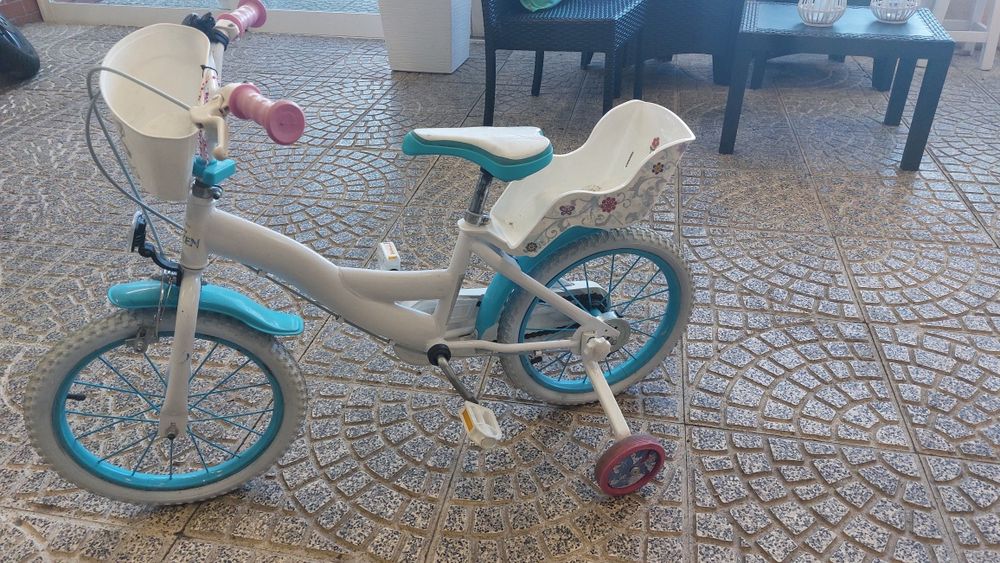 Bicicleta de menina