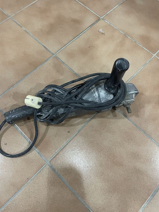 Rebarbadora black and decker