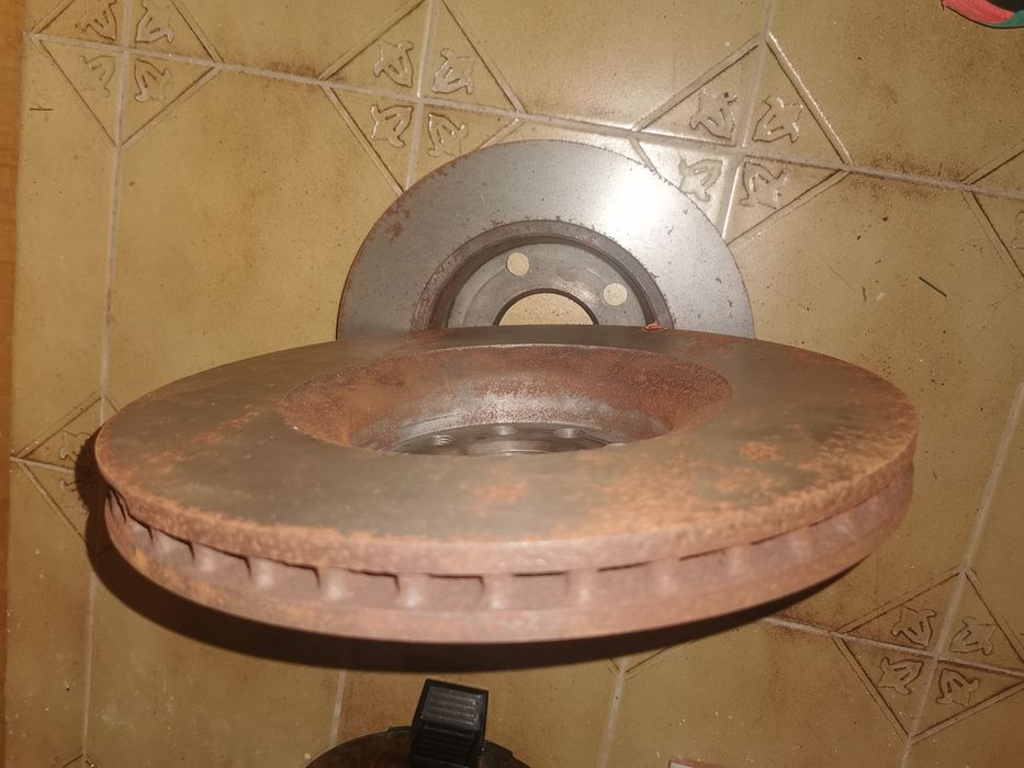 Discos de travão Auto  usados Audi