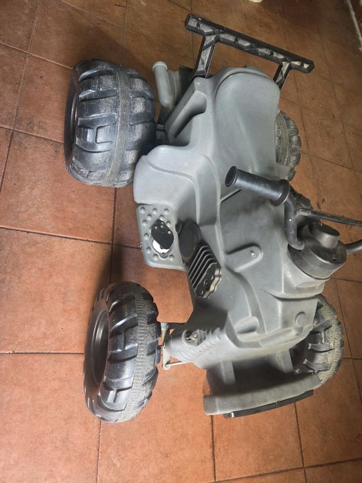 Moto 4 criança elétrica