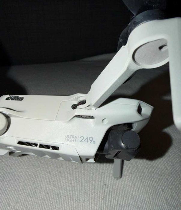 Drone DJI Mini 4K para peças