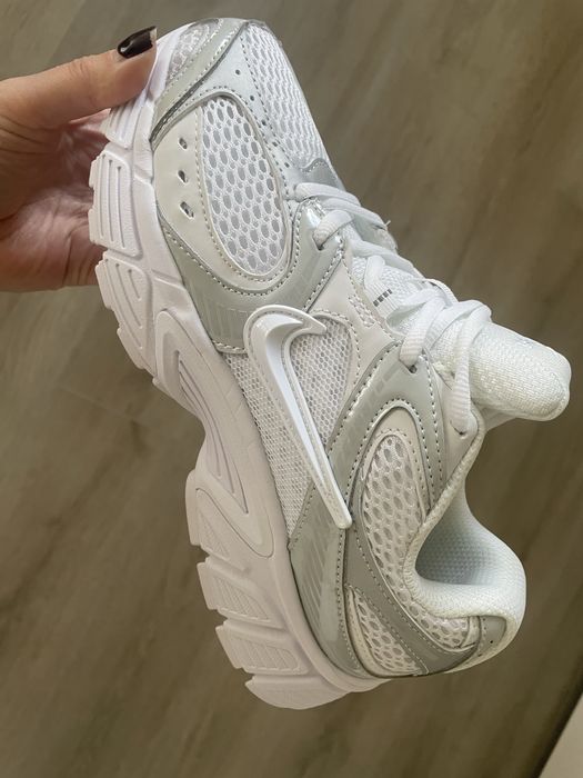 Кросівки  Nike 39