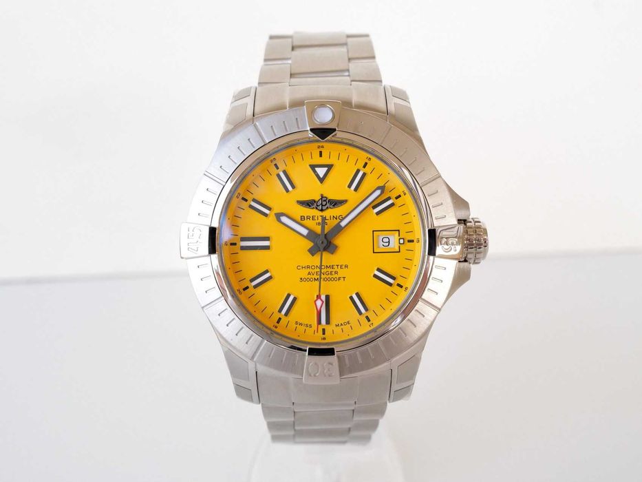 Breitling Avenger Automatic 45 Seawolf