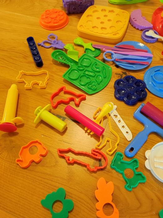 Zestaw Play-Doh pizza, ciastka ,unicorn i różne inne