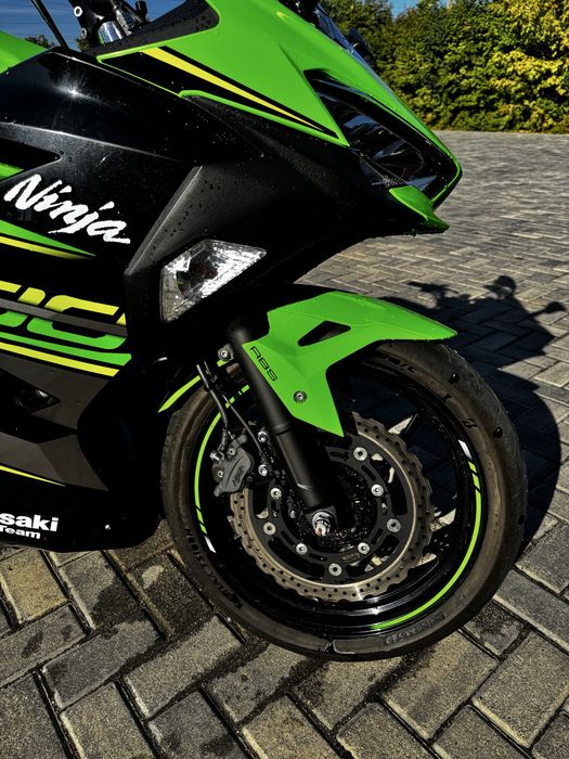 Kawasaki ninja 400
