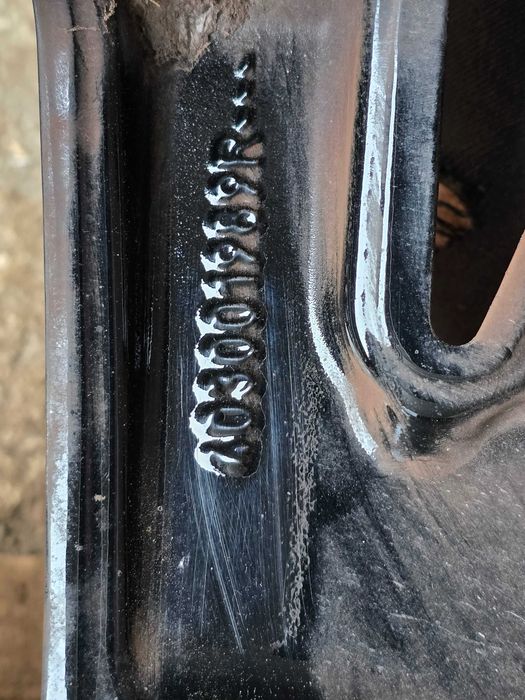 felga Renalut Kadjar Arkana 18 cali ET35 Initiale