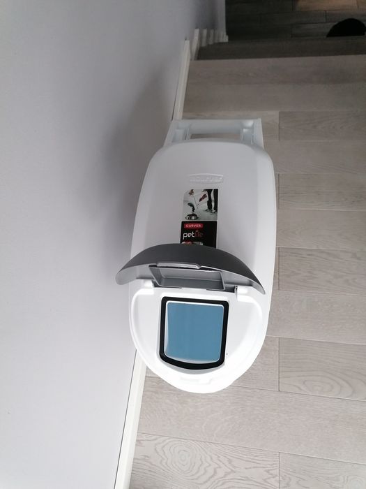 Pojemnik na sucha karmę 10 kg