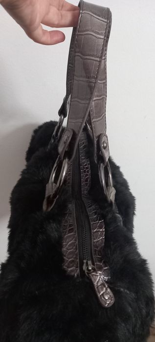 Mala com pêlo/ mala/ bolsa
