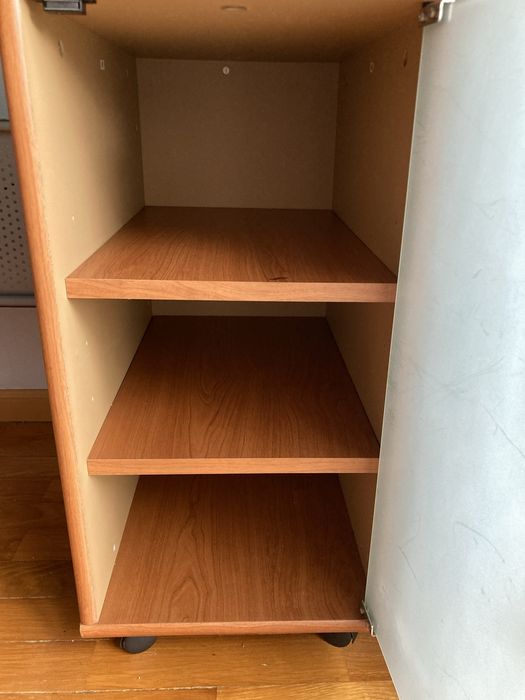 Secretaria com Vidro Temperado