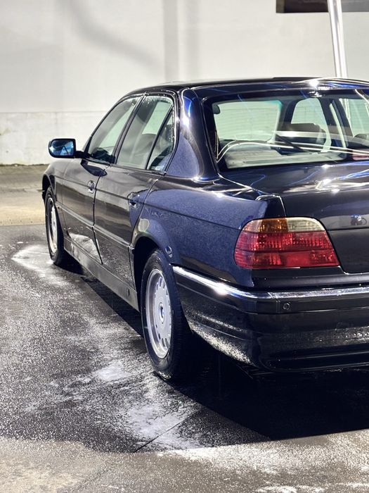 Bmw serie 725 tds