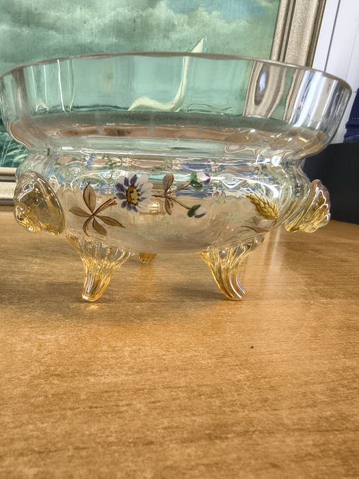 Dekoracyjna misa szklana na nożkach ręcznie zdobiona