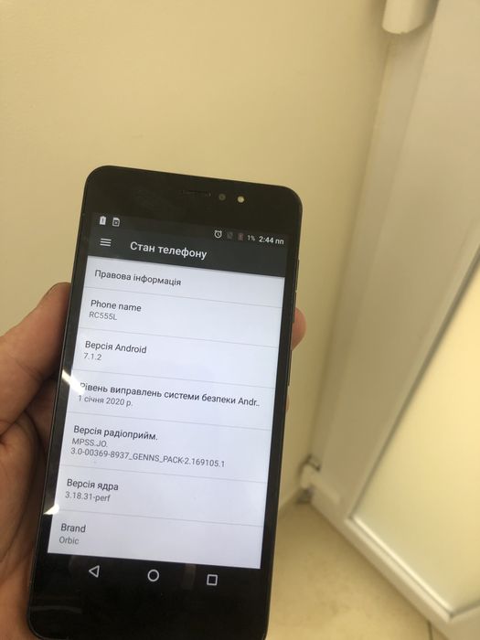 продам телефон 4000mA батарея все працює гарний стан