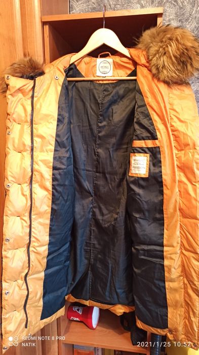 Пальто, зимовий пуховик на силіконі, 46 розмір.