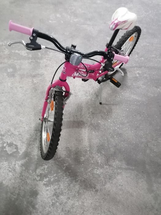Bicicleta menina