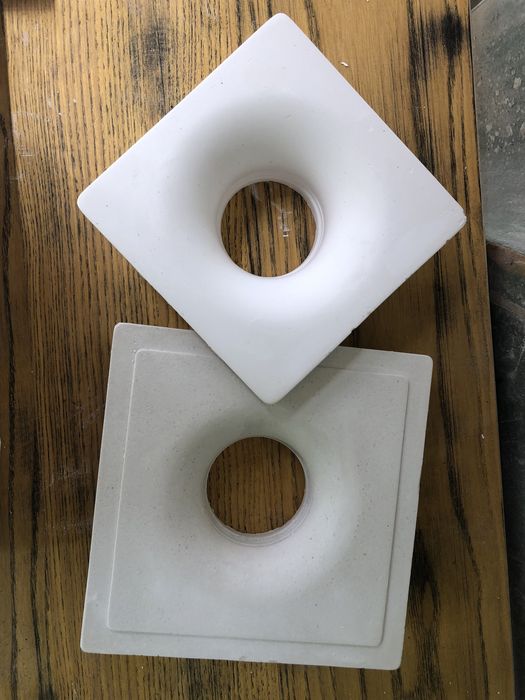 Врізний точковий гіпсовий світильник