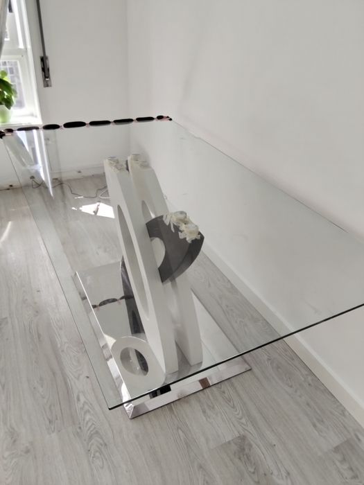 Mesa de jantar de vidro