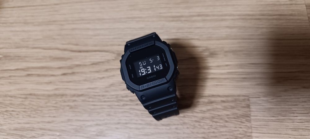 Годинник Casio G-Shock DW-5600UBB-1ER.