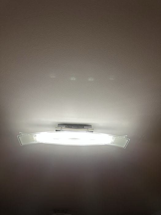 Candeeiros com defeito