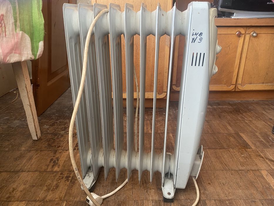 Масляний радіатор Element