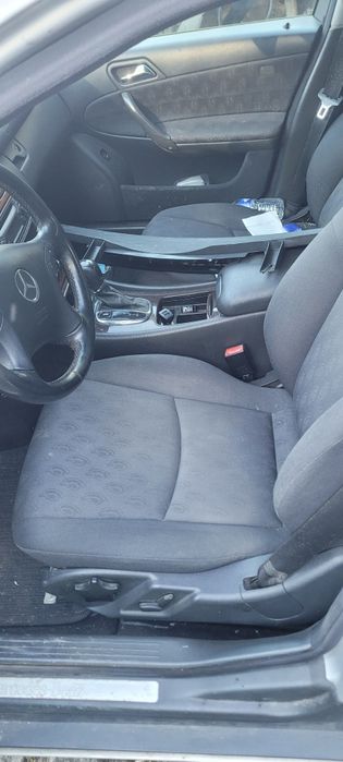 Peças: Mercedes-Benz C220 W203