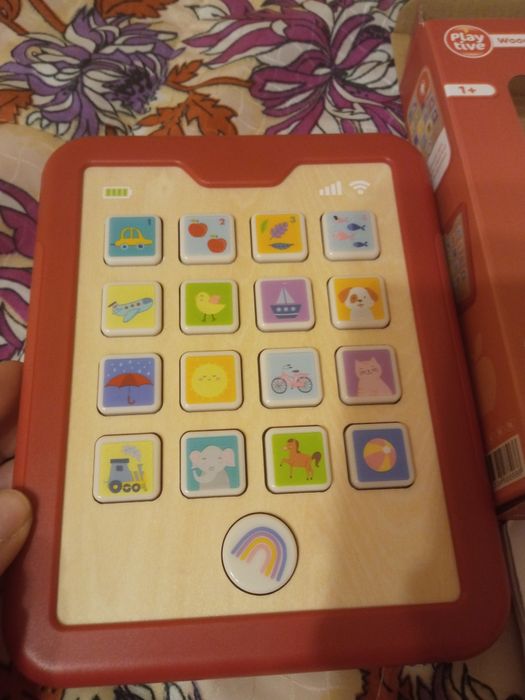 Tablet drewniany do nauki na baterie NOWY