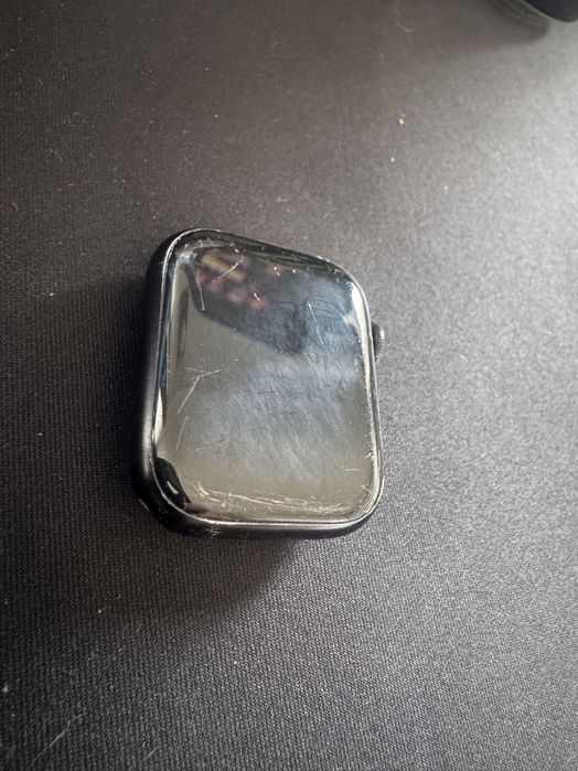 Apple Watch 9 (uszkodzony)