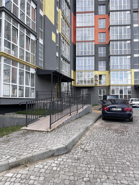 Продаж 1 кім квартири в новобудові Винники по 1000$ за м.