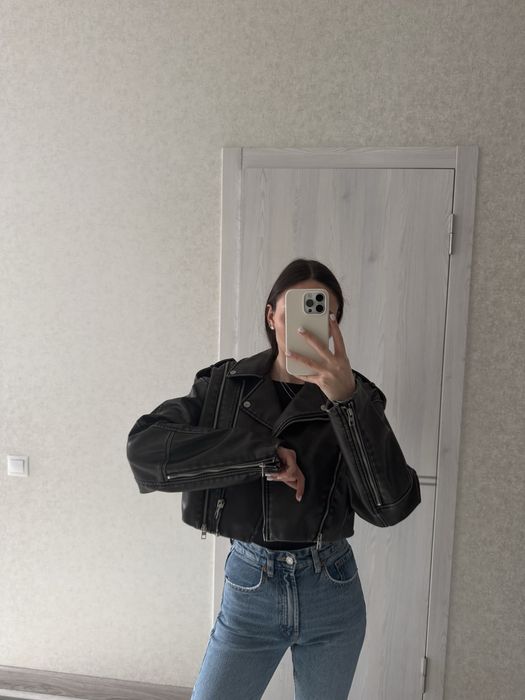 ZARA     шкірянка