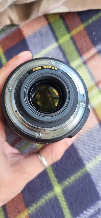 Canon EF-S 18-135mm Об'єктив Ідеал