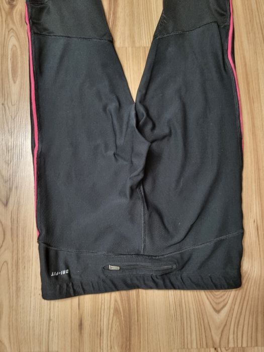 Leginnsy spodnie Nike M 38