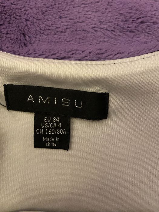 Sukienka Amisu.