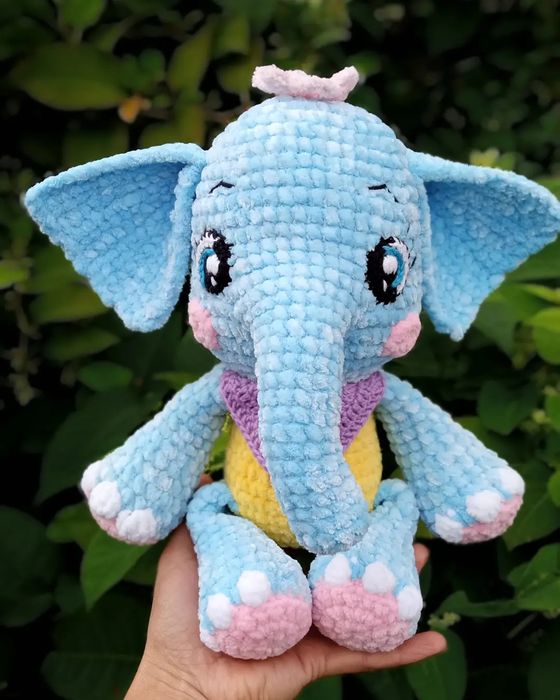 Слон, Міньон, Котик Колобок,жабка крючком, вязаные игрушки