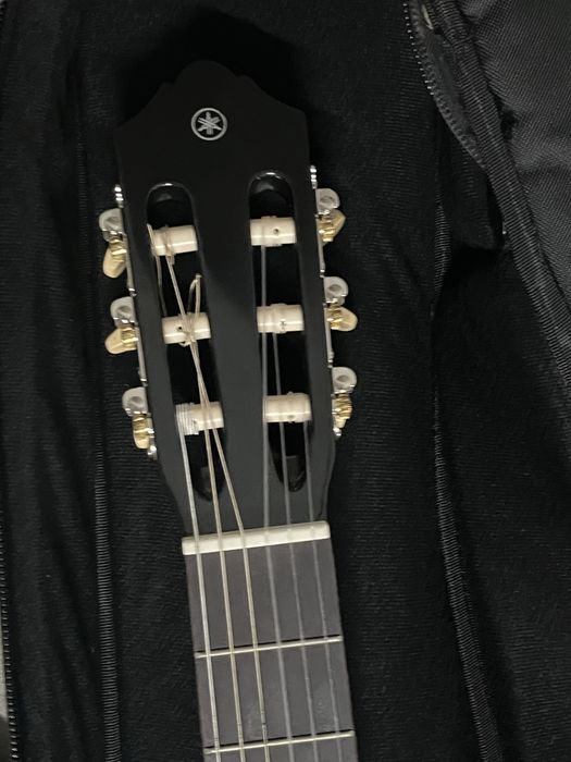 Guitarra classica yamaha c40 preta com afinador yamaha