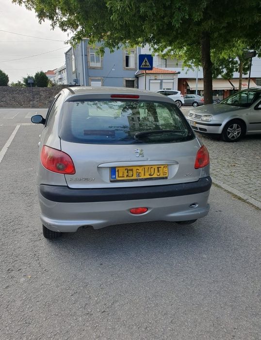 Carro Peugeot 206 1.1