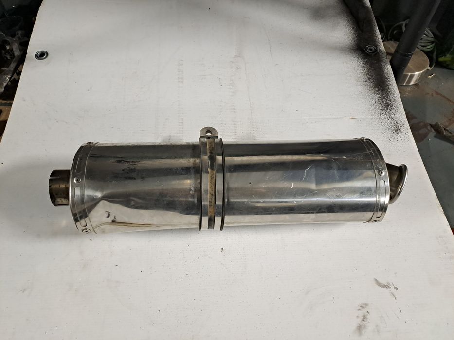 Escape DOMINATOR + linha completa para Yamaha XT600R/Z