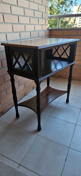 Mesa / bar para sala