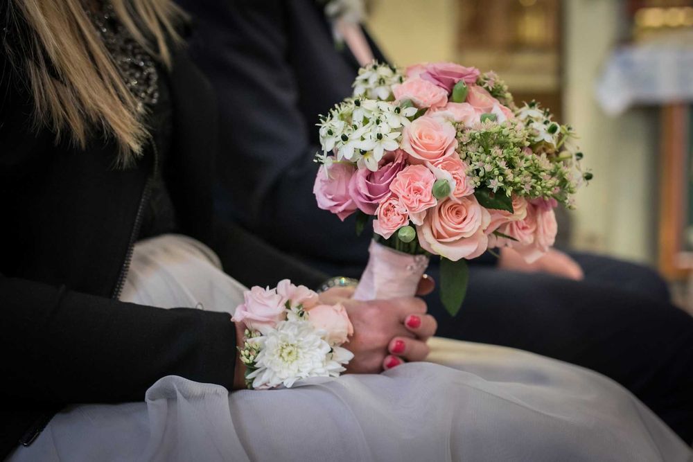 Auto do ślubu Mercedes CLA dekoracja gratis samochód wynajem