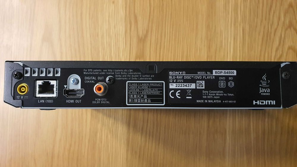 Telewizor Full HD 3D LED 55" PHILIPS 55PFT6550/12 + SONY Blu-ray 3D