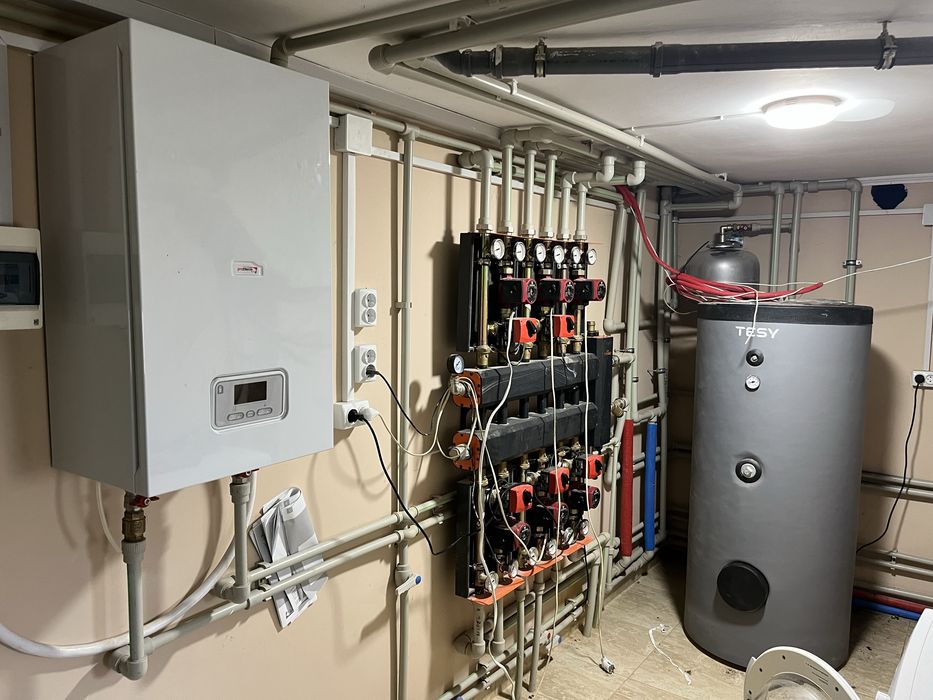 Здам готель 660 м2 Закарпаття Бене траса М23 фасад