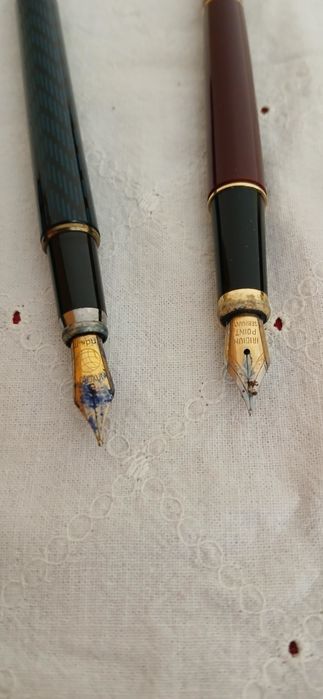 Duas canetas Iridium, antigas