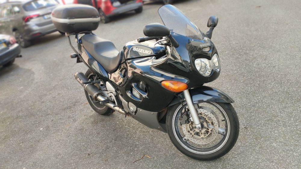 Moto Suzuki GSX750F