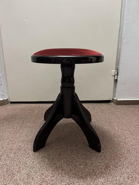 Taboret do pianina