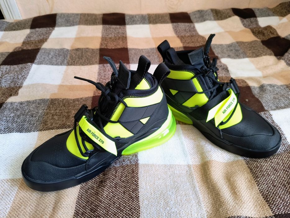 Кросівки Nike Air Force 270 Utility Volt