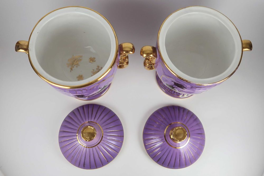 Par de Ânforas de cor Lilás em faiança