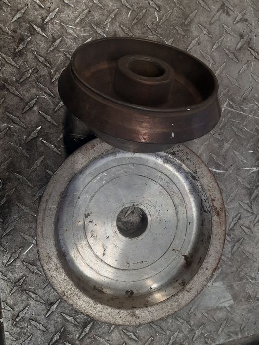 Stożek centrujący wyważarki Bus