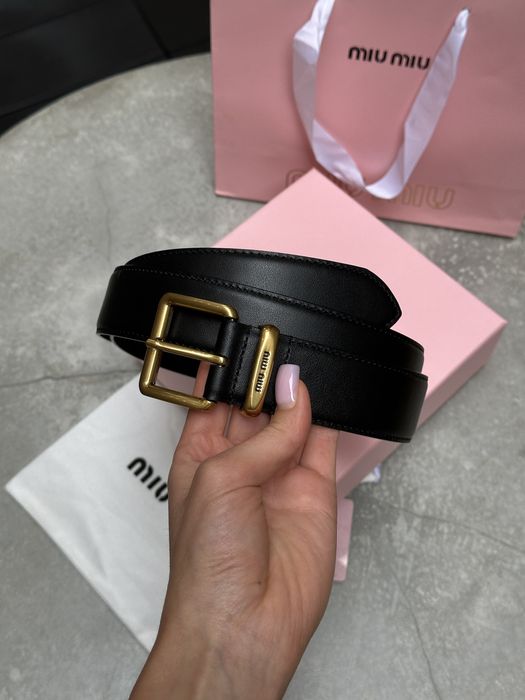 Ремінь miu miu чорний