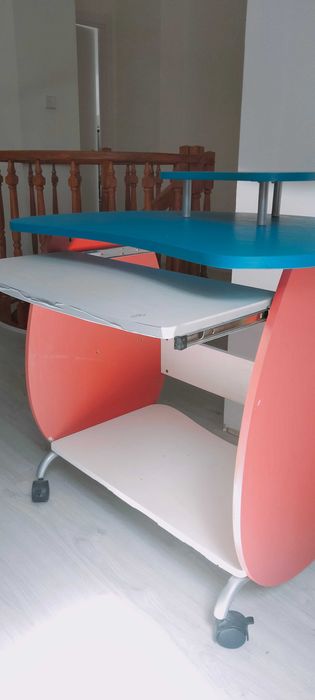 Secretária de Computador Juvenil / Mesa de Estudo com Rodas